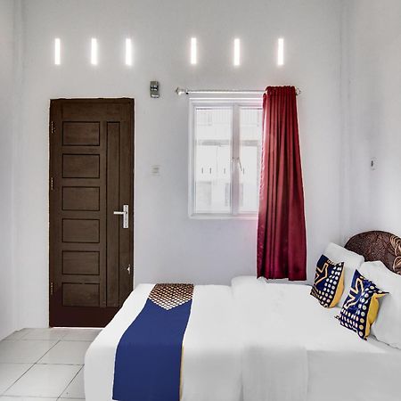 Spot On 91858 Raja Homestay Syariah 北干巴鲁 外观 照片