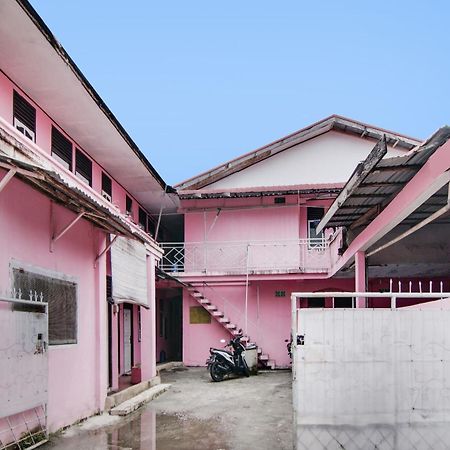 Spot On 91858 Raja Homestay Syariah 北干巴鲁 外观 照片