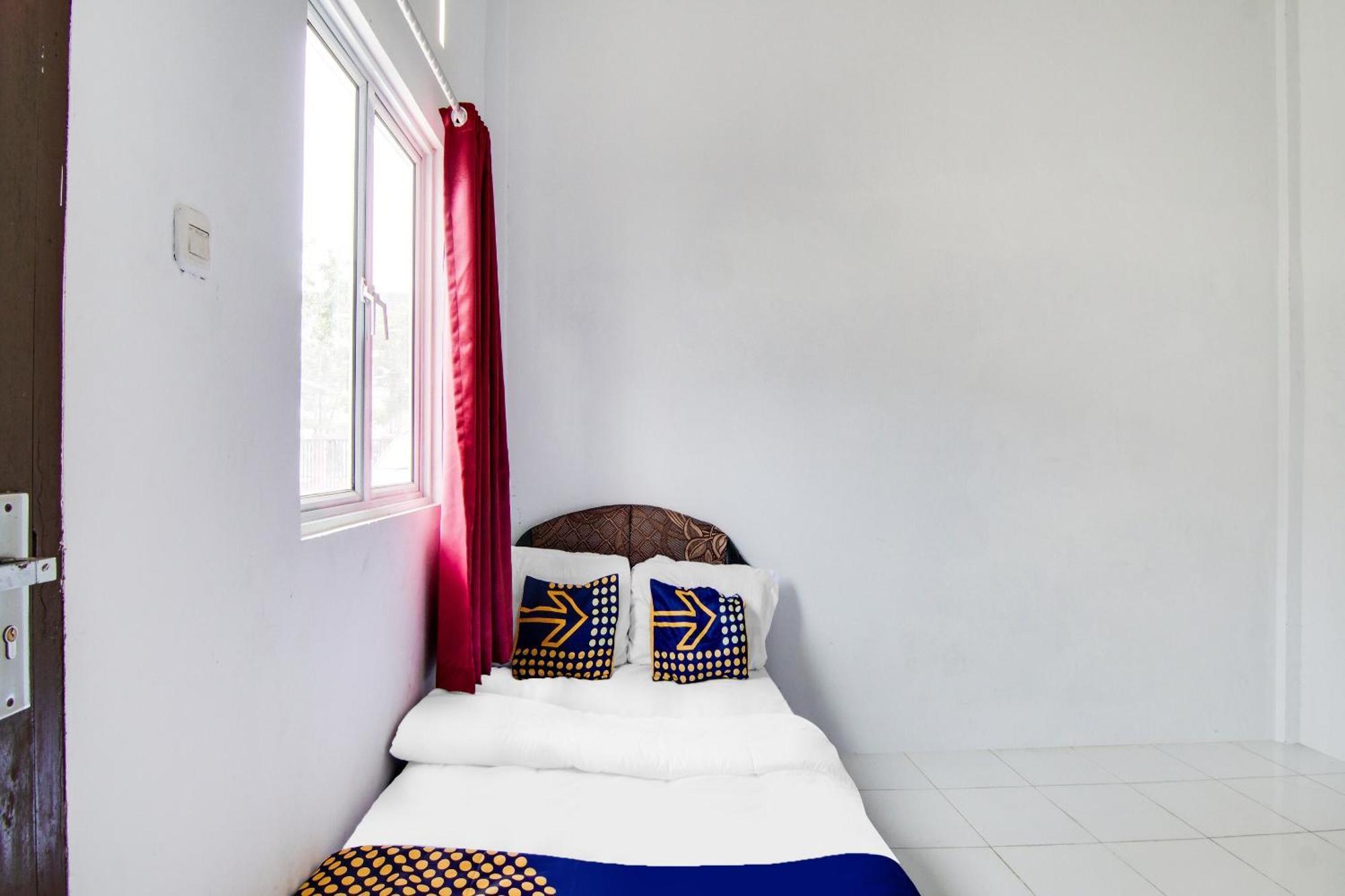 Spot On 91858 Raja Homestay Syariah 北干巴鲁 外观 照片