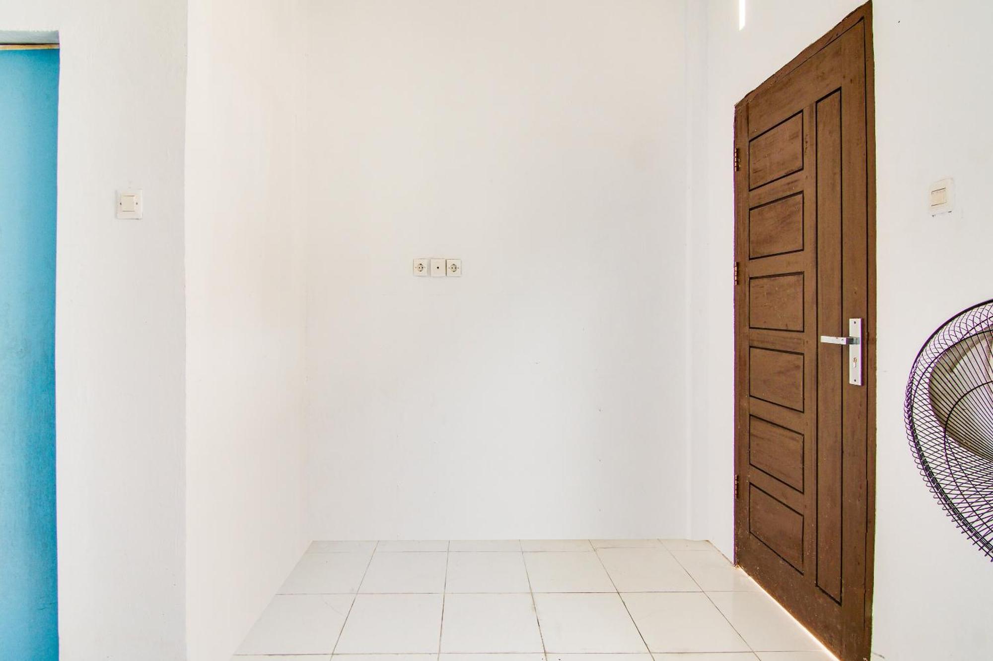 Spot On 91858 Raja Homestay Syariah 北干巴鲁 外观 照片