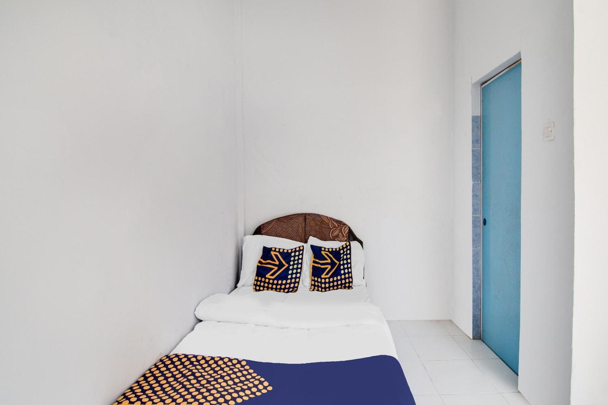 Spot On 91858 Raja Homestay Syariah 北干巴鲁 外观 照片