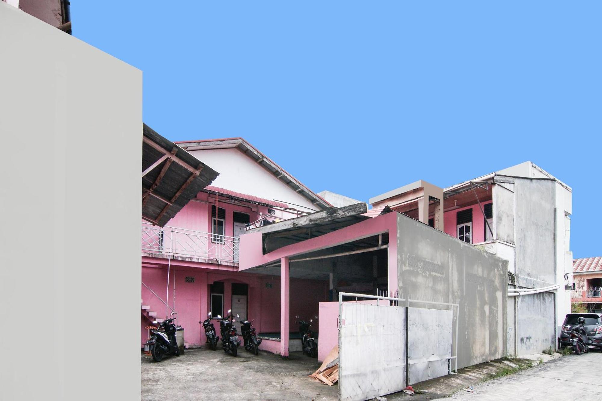 Spot On 91858 Raja Homestay Syariah 北干巴鲁 外观 照片