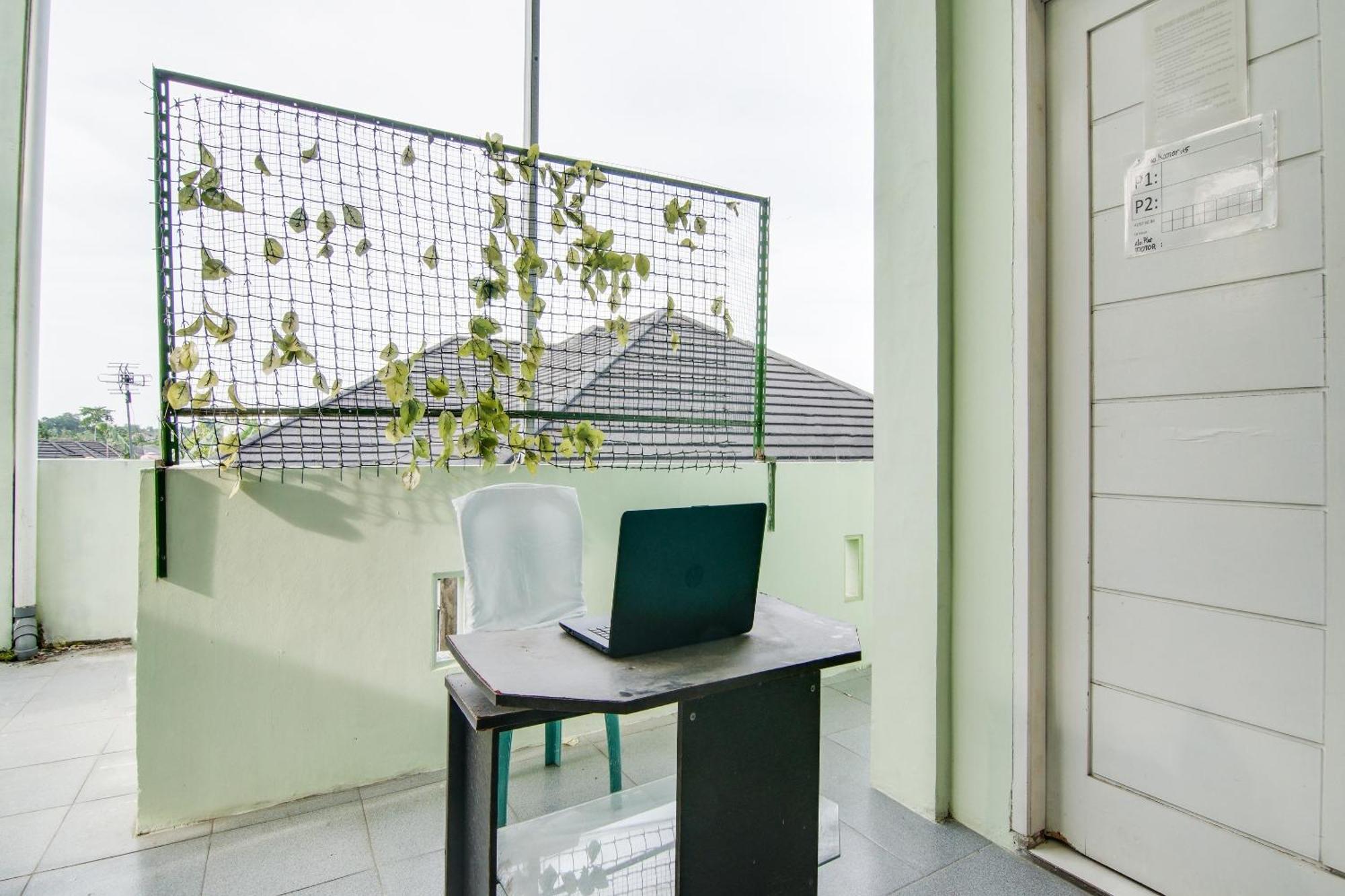 Spot On 91858 Raja Homestay Syariah 北干巴鲁 外观 照片