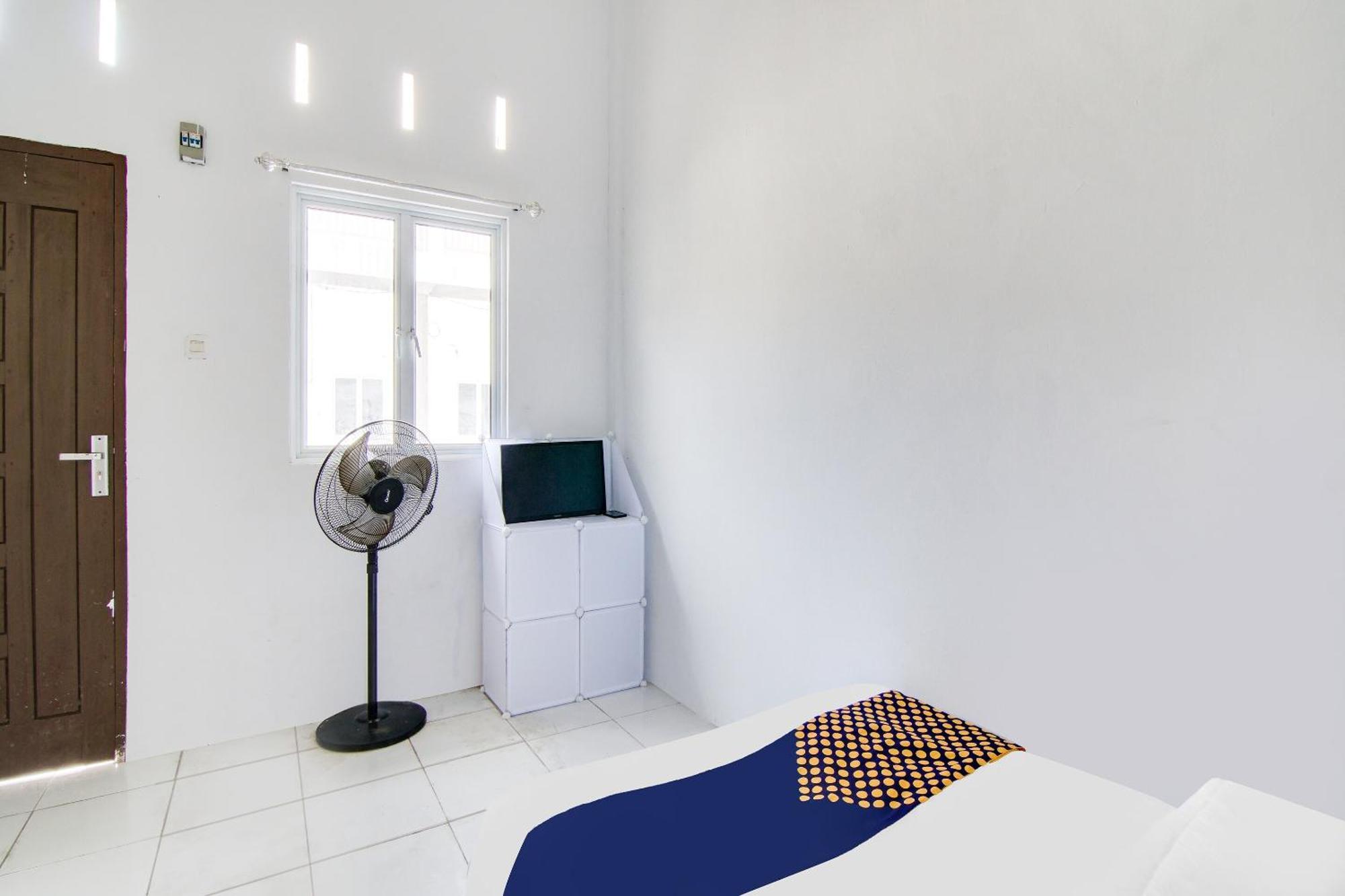 Spot On 91858 Raja Homestay Syariah 北干巴鲁 外观 照片